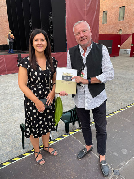 direktor Staš Ravter in prva svetovalka veleposlanika RS v Madridu Tina Grgantov