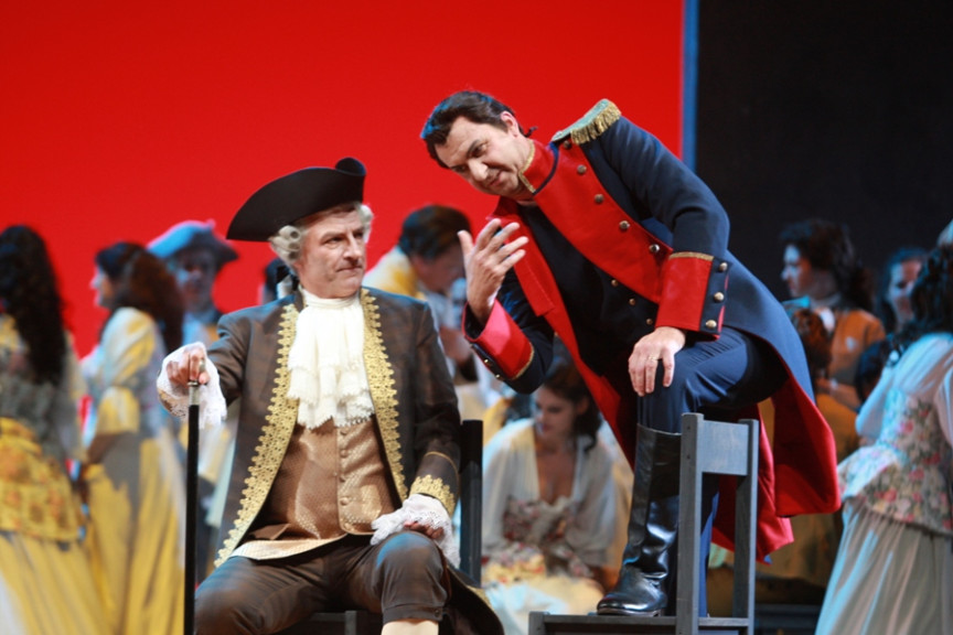 Manon Lescaut<br />
Foto: SNG Opera in balet Ljubljana / Robert Balen