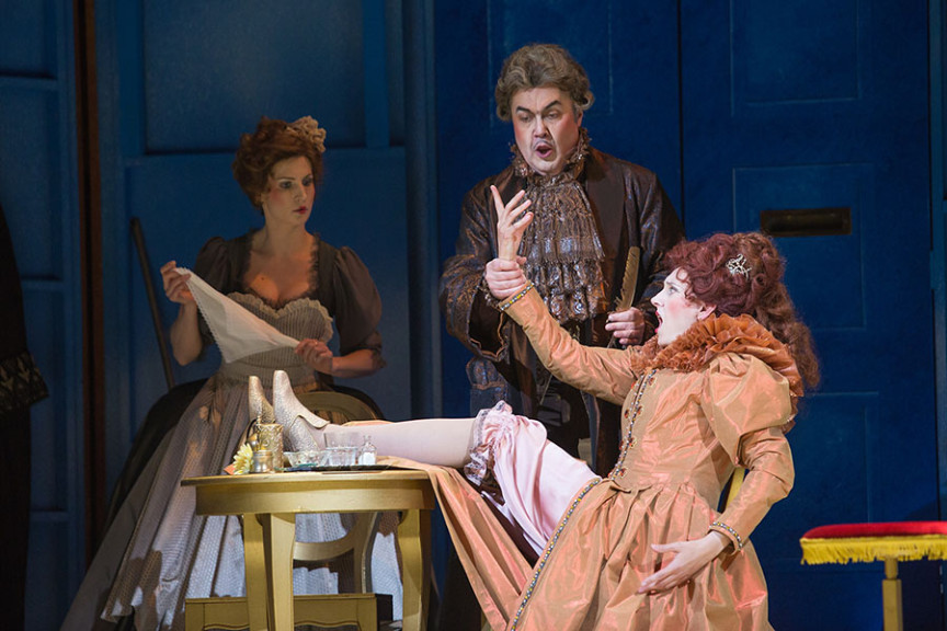 IDA PLEVNIK, ZORAN POTOČAN IN ELENA DOBRAVEC, foto: SNG Opera in balet Ljubljana / Darja Štravs Tisu