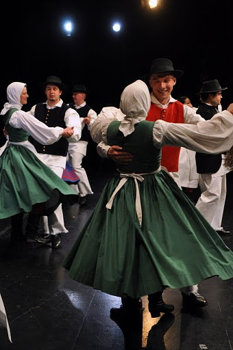 Čudežne goslice » SNG Opera in balet Ljubljana