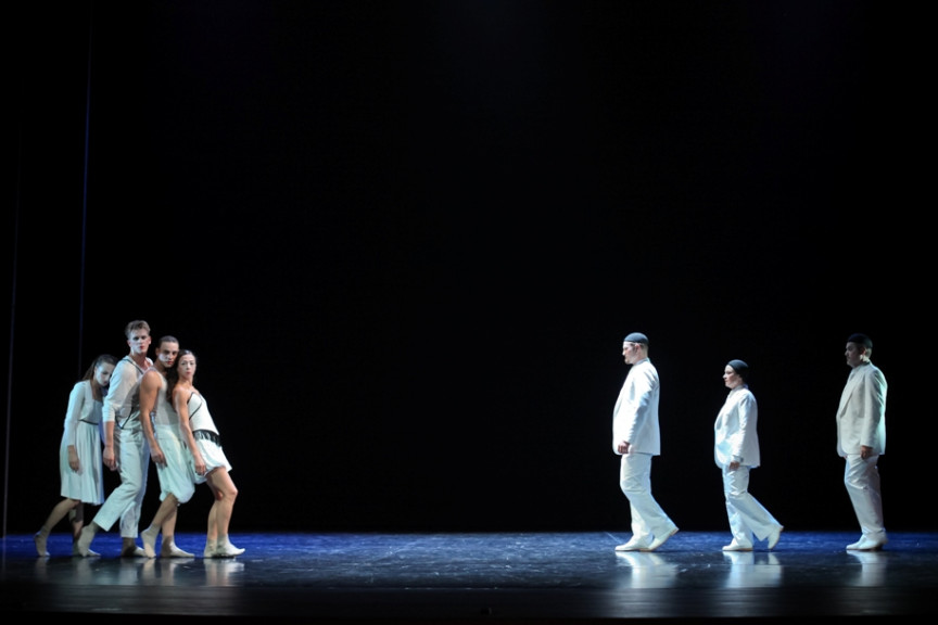 Otroci z roba resničnosti<br />
Foto: SNG Opera in balet Ljubljana / Darja Štravs Tisu